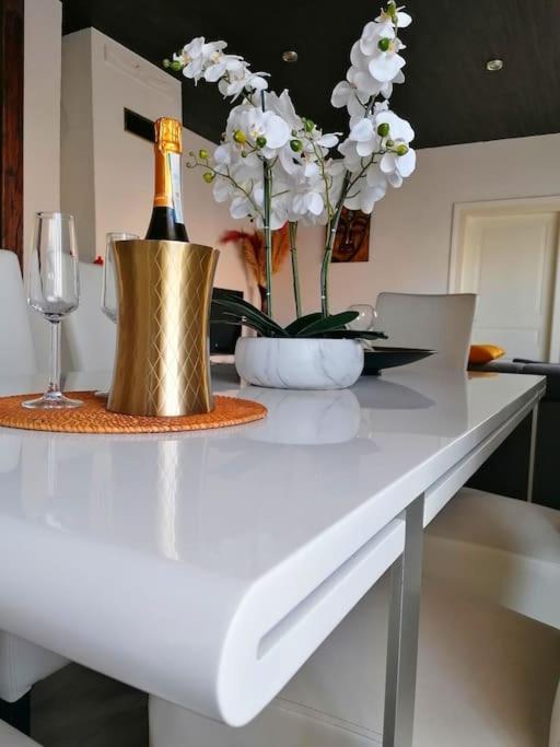 Suite Island Colmar Buitenkant foto